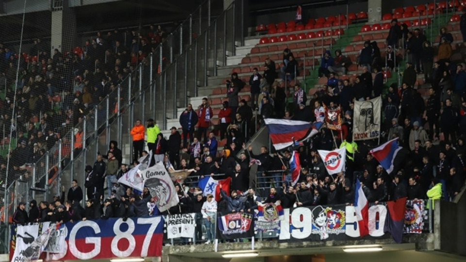 Metz-OL &agrave; guichets ferm&eacute;s : 500 supporters lyonnais en parcage visiteur