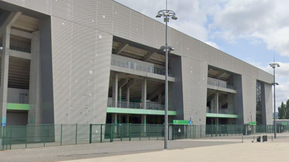 Un supporter de l’ASSE condamné pour avoir mis K.O un Lyonnais à Geoffroy-Guichard Un supporter de l’ASSE condamné pour avoir mis K.O un Lyonnais à Geoffroy-Guichard