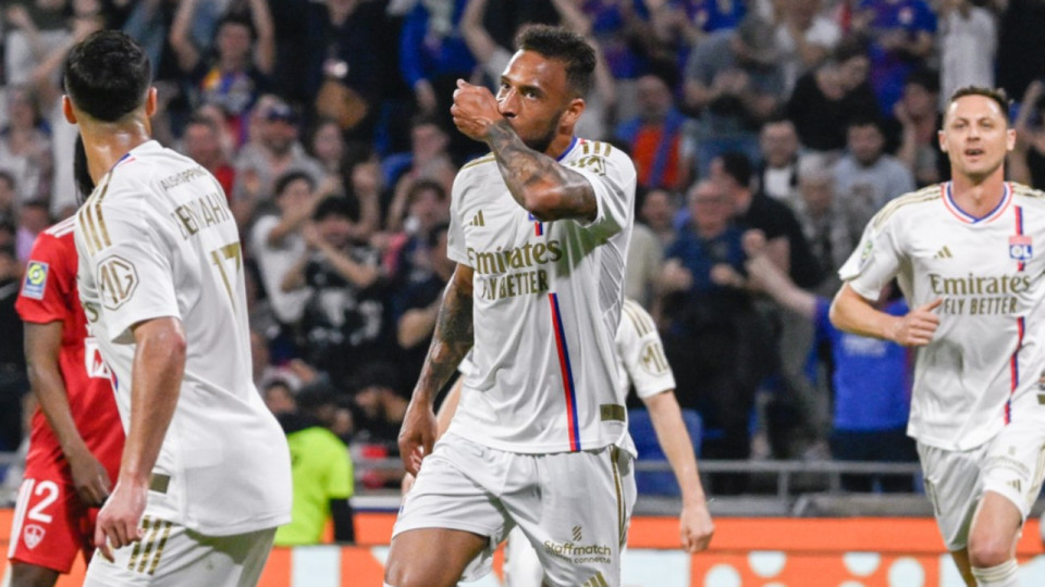 OL-Brest : Lyon fait le show et décroche l’Europe (4-3)