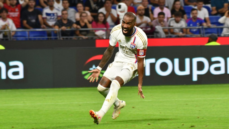 Alexandre Lacazette (OL) dans l’équipe type de la 31e journée