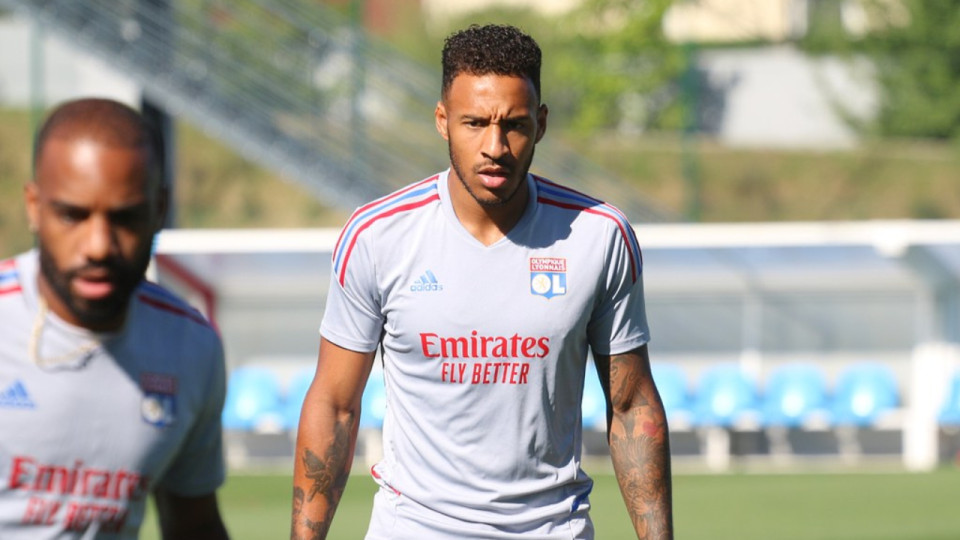 Joueurs de l’OL sous le coup d’une suspension : Pierre Sage a déjà sa stratégie Joueurs de l’OL sous le coup d’une suspension : Pierre Sage a déjà sa stratégie