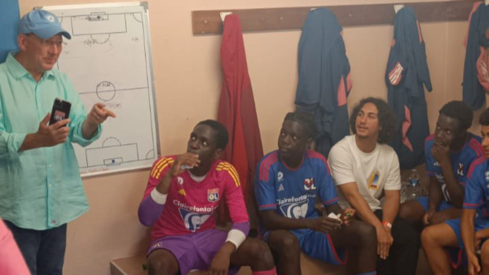 Le lendemain d&rsquo;OL-Strasbourg, John Textor de retour &agrave; Neuville !