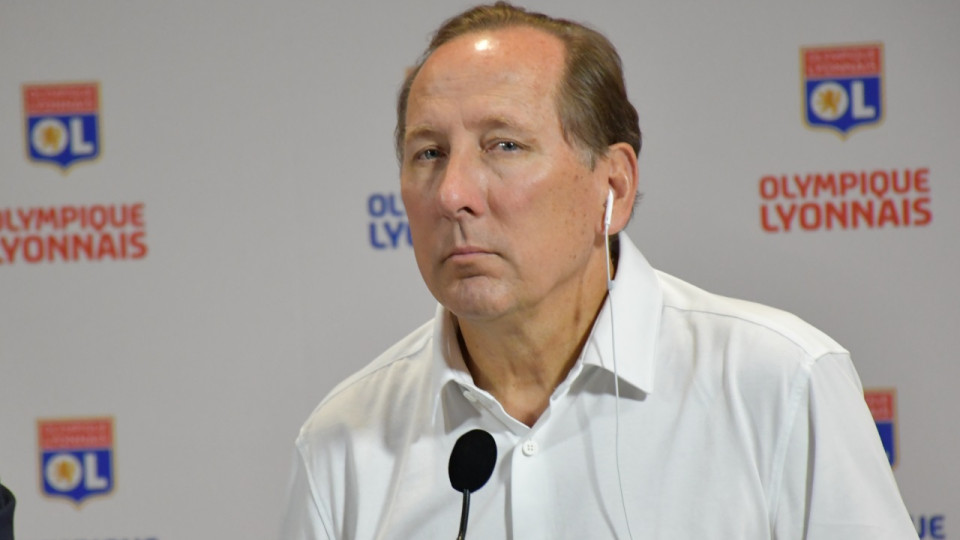 John Textor prêt à céder ses parts dans Crystal Palace pour s'offrir Everton ?