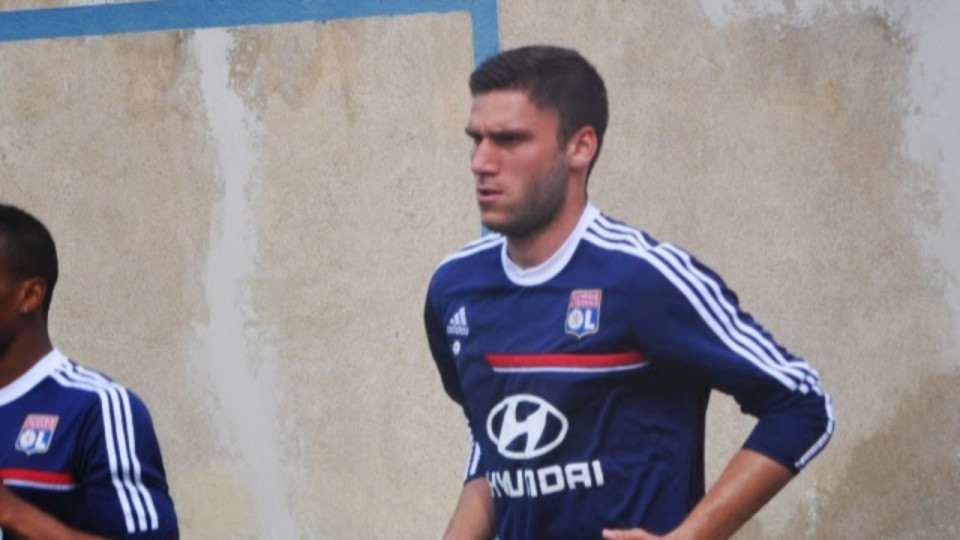 Théo Defourny (ex-OL) s’engage avec le Sporting de Charleroi