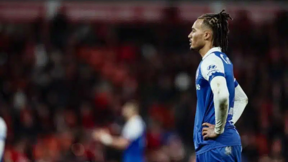 Un latéral de La Gantoise pisté par l’OL