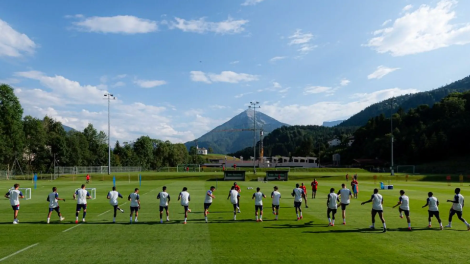 Stage de l’OL à Divonne :  Tagliafico de retour, El Djebali et Perret renvoyés en réserve