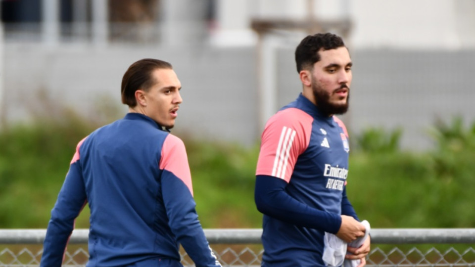 OL : David Friio confirme les bons de sortie de Rayan Cherki et Maxence Caqueret, flou autour d’Anthony Lopes