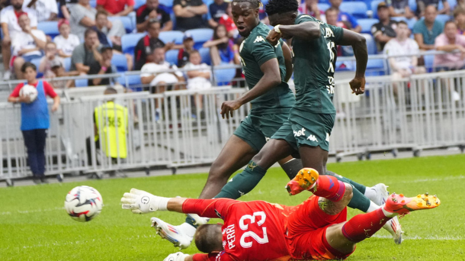 OL-Monaco : Lyon déjà lanterne rouge (0-2)