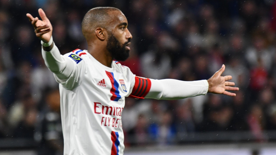 L'Arabie Saoudite ne lâche pas Alexandre Lacazette (OL) L'Arabie Saoudite ne lâche pas Alexandre Lacazette (OL)