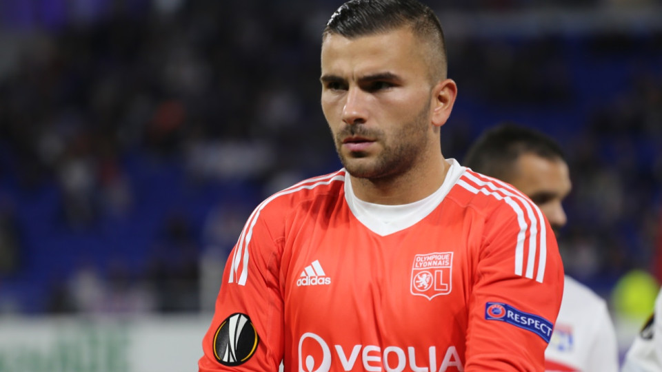 Anthony Lopes apte mais pas convoqué avec l'OL : une première depuis 11 ans