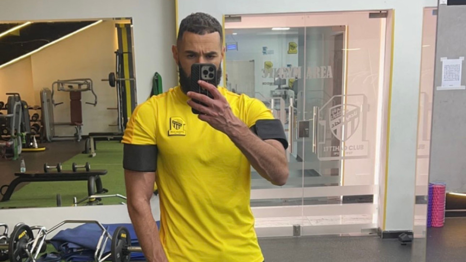 Karim Benzema ressort une vieille photo de lui à l’OL : ce tweet énigmatique de l’attaquant français Karim Benzema ressort une vieille photo de lui à l’OL : ce tweet énigmatique de l’attaquant français