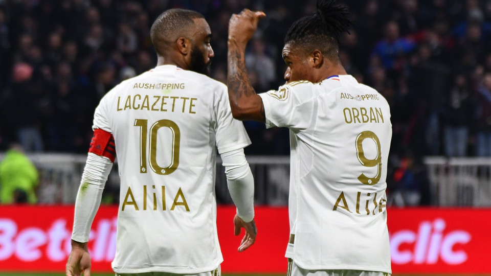Lens - OL : Sage opte pour le 3-5-2 avec Lacazette et Orban