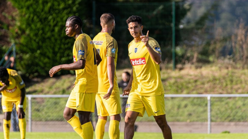 L’AS Saint-Priest s’impose largement face à Saint-Priest-en-Jarez (2-5) L’AS Saint-Priest s’impose largement face à Saint-Priest-en-Jarez (2-5)