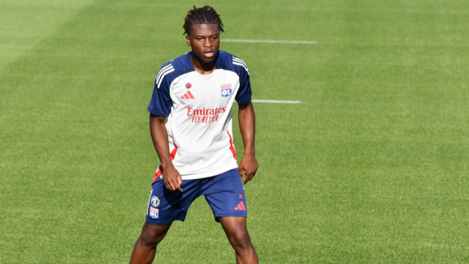 Enzo Molebe (OL) parmi les 60 meilleurs jeunes talents