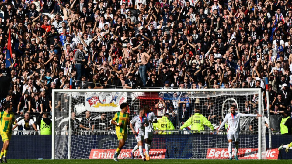 OM-OL : interdit de stade, ce supporter lyonnais peut revenir en tribunes en attendant son nouveau procès