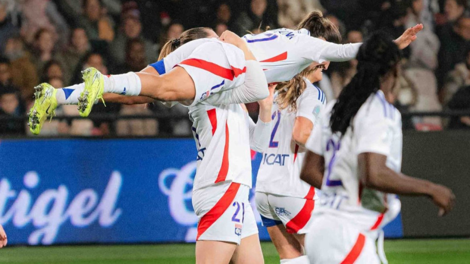 L’OL Féminin écrase Guingamp (0-8) L’OL Féminin écrase Guingamp (0-8)