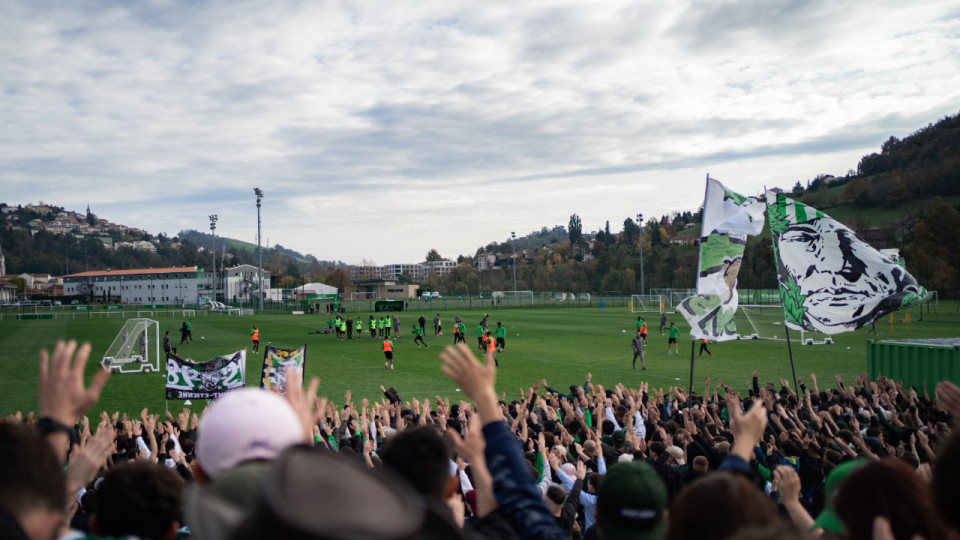 OL-ASSE : l’effervescence monte à Saint-Étienne à l’approche du derby