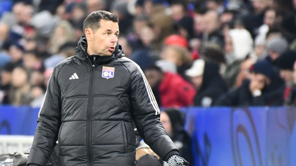OL : Pierre Sage "veut d’autres attitudes" en fin de match