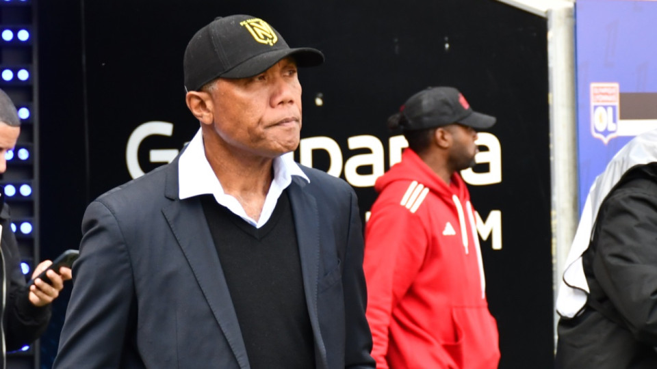 "L’Américain va trouver une solution" : Antoine Kombouaré n’est pas inquiet pour l’avenir de l’OL "L’Américain va trouver une solution" : Antoine Kombouaré n’est pas inquiet pour l’avenir de l’OL