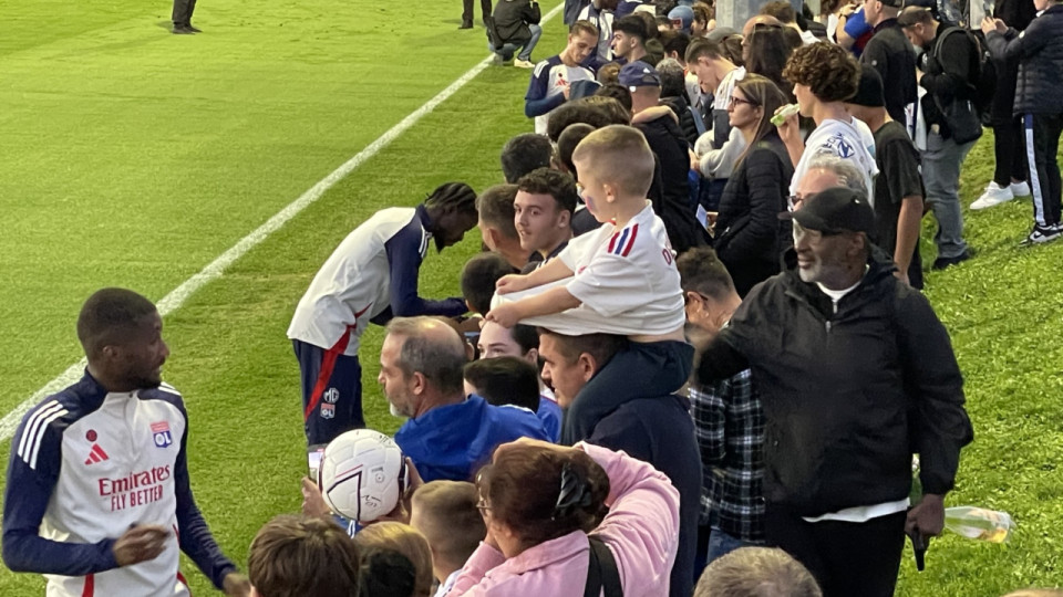 OL : séance de dédicaces avec les joueurs lyonnais ce mercredi OL : séance de dédicaces avec les joueurs lyonnais ce mercredi