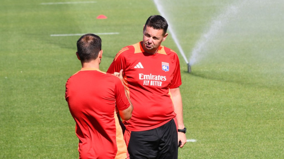 Départ du médecin de l’OL : "Ça change la dynamique humaine", estime Pierre Sage