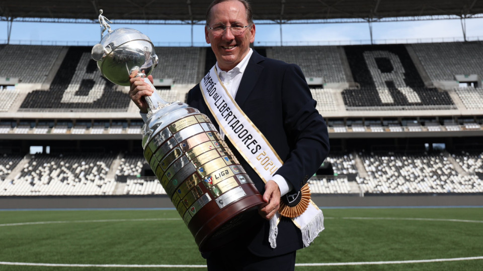 John Textor tarderait à verser les primes promises : une grève des joueurs à Botafogo ?