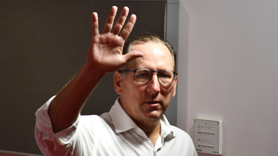 John Textor s’excuse d’avoir appelé Vincent Labrune un "toutou"