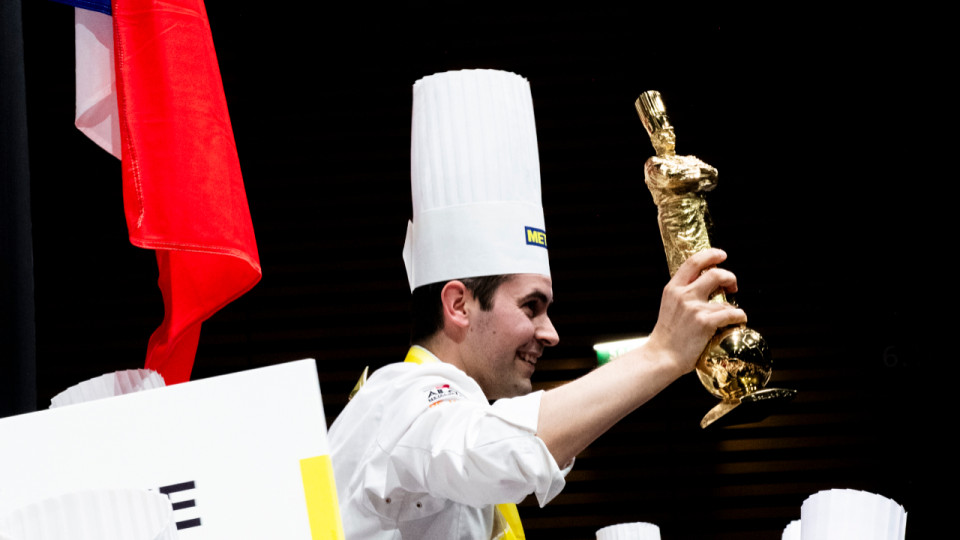 OL-Reims : le coup d'envoi donné par le lauréat du Bocuse d'Or Paul Marcon