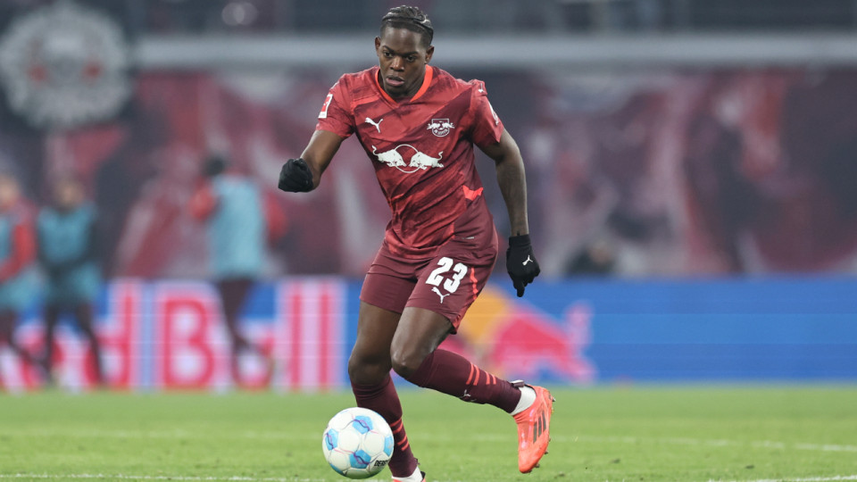 Un petit chèque en approche pour l'OL grâce à Castello Lukeba ?