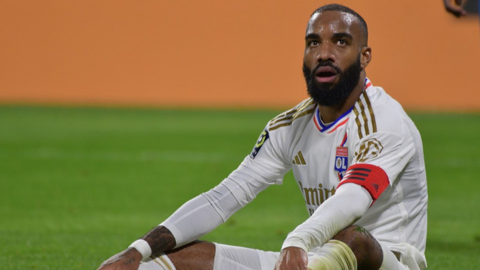OL : Alexandre Lacazette toujours "pas à 100%" avant la réception du PSG