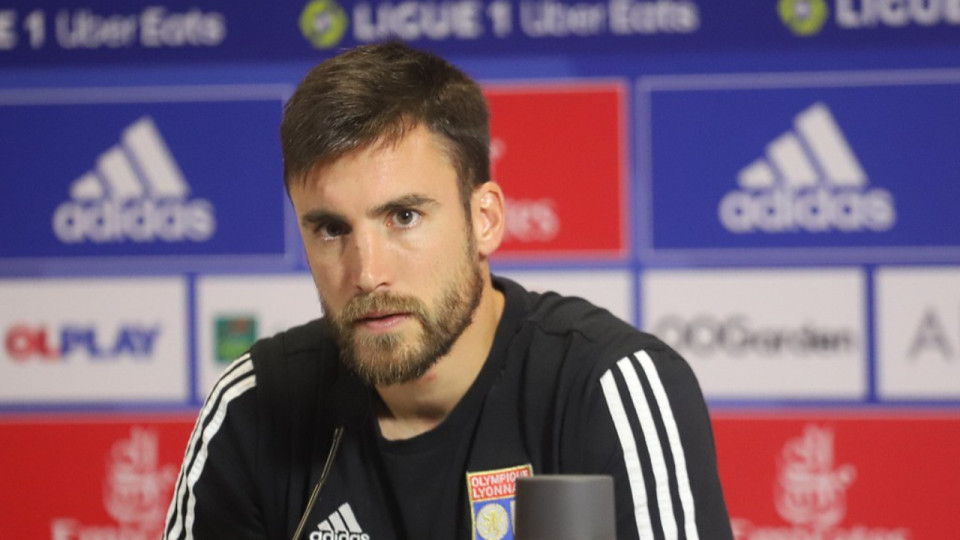 "On ne s’est peut-être pas complètement adapté" : Nicolas Tagliafico revient sur ses difficultés à Lyon
