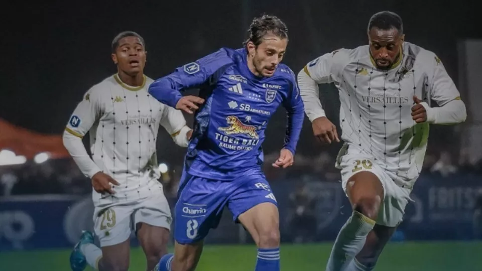 Versailles-FCVB : Villefranche est freiné après le match nul (1-1)