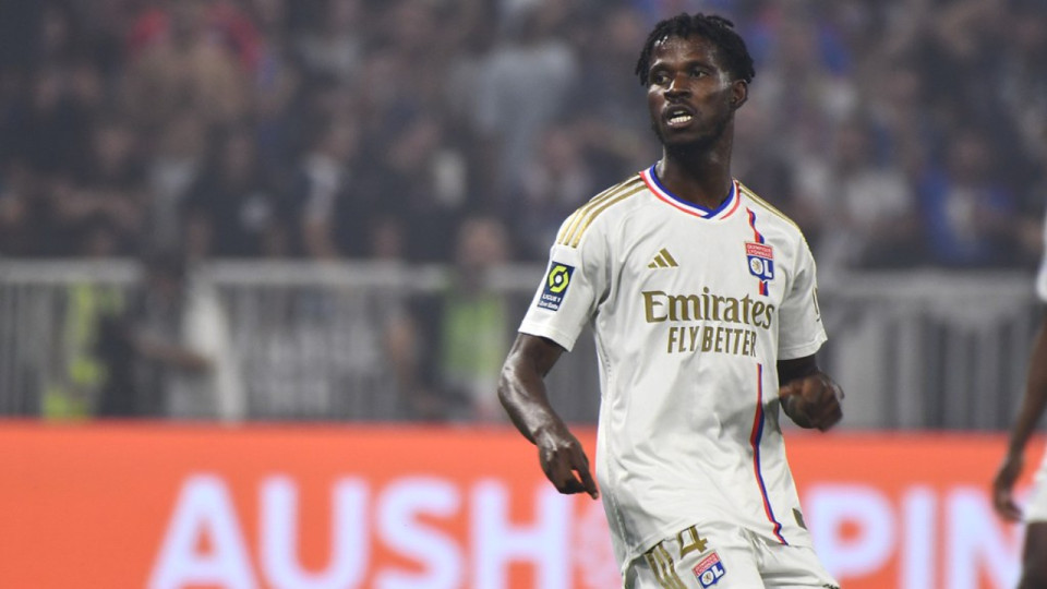 OL-Manchester United : Paul Akouokou titulaire à la place d’Alexandre Lacazette ? OL-Manchester United : Paul Akouokou titulaire à la place d’Alexandre Lacazette ?