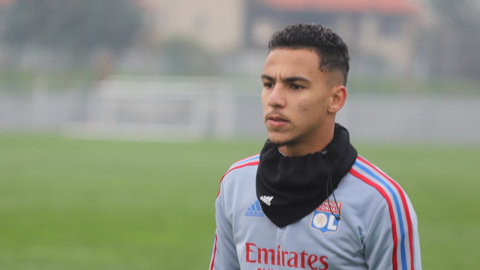 Prêté par l'OL, Achraf Laâziri frappé au visage par un coéquipier de Molenbeek