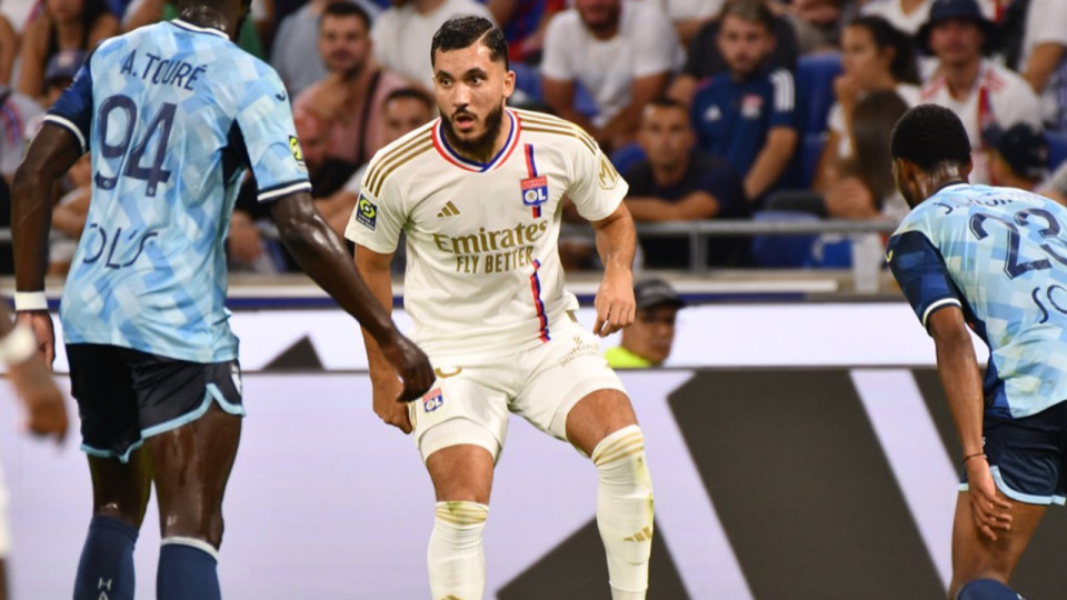 Rayan Cherki, sauveur in extremis de l&rsquo;OL face &agrave; Manchester United