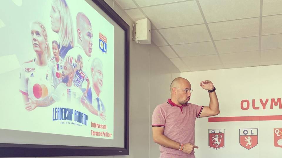 Le coaching mental, clé de la réussite des footballeurs ?