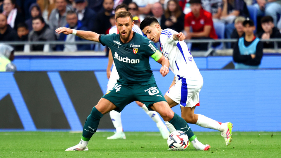 OL-Lens : Lyon noie ses chances européennes (1-2)