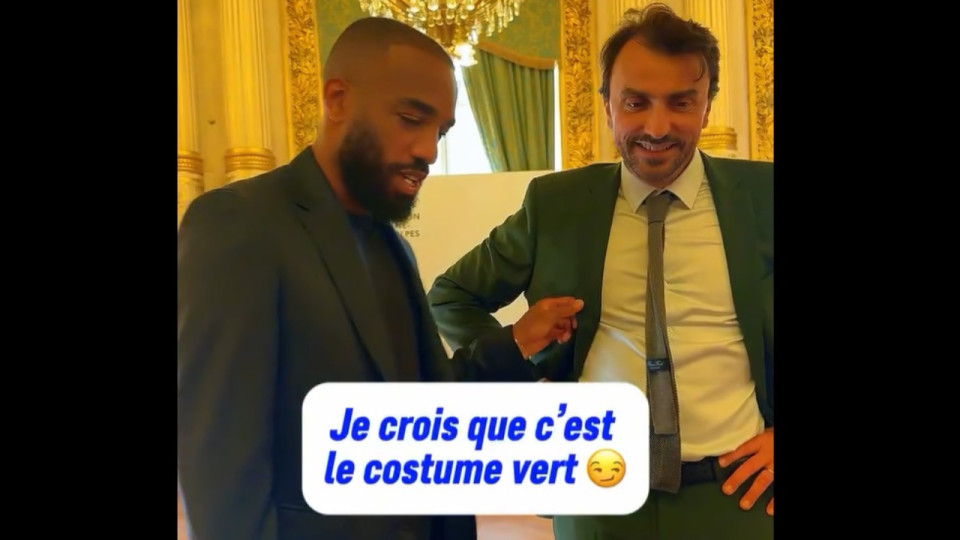 "C’est le costume vert" : quand les enfants d’Alexandre Lacazette refusent de dire bonjour au maire de Lyon