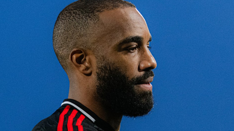 OL-Angers : Alexandre Lacazette titulaire pour ses adieux à Lyon