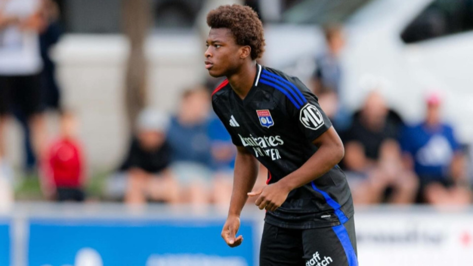 Coup dur pour Enzo Molebe (OL), forfait avec les Bleuets U18