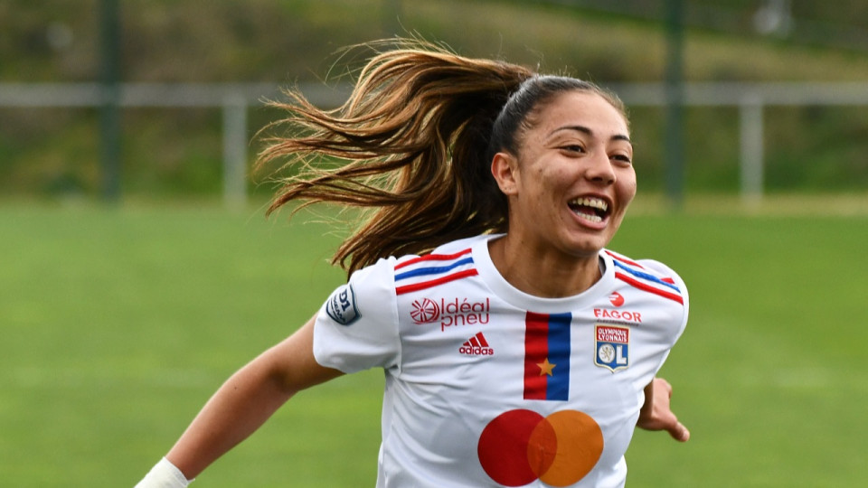 "Slowly bro" : Selma Bacha (OL Lyonnes) et Sandy Baltimore tentent de répondre en anglais !