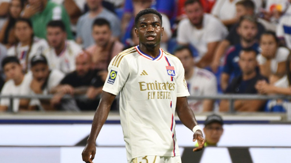 Ernest Nuamah (OL) ciblé par Los Angeles Galaxy : une offre à 17 millions d’euros ?