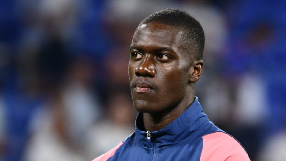 A peine recruté par Chelsea, Mamadou Sarr (ex-OL) repart à Strasbourg