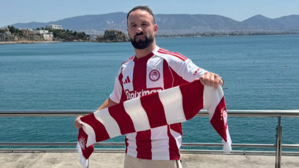 Mathieu Valbuena (ex-OL) retourne à l'Olympiakos à bientôt 41 ans !