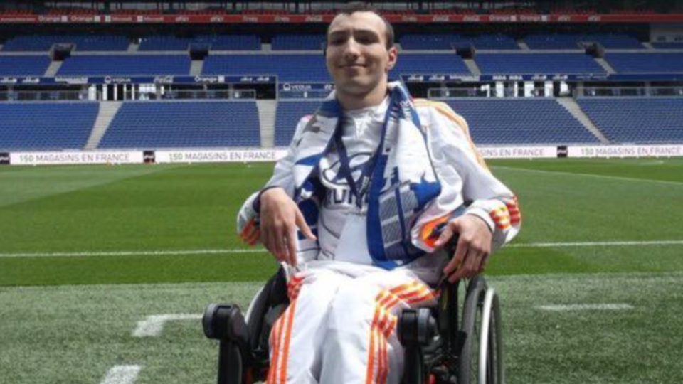 Supporter de l’OL atteint d’une maladie incurable : "Nous voulons gagner pour Tanguy", annonce Paulo Fonseca 