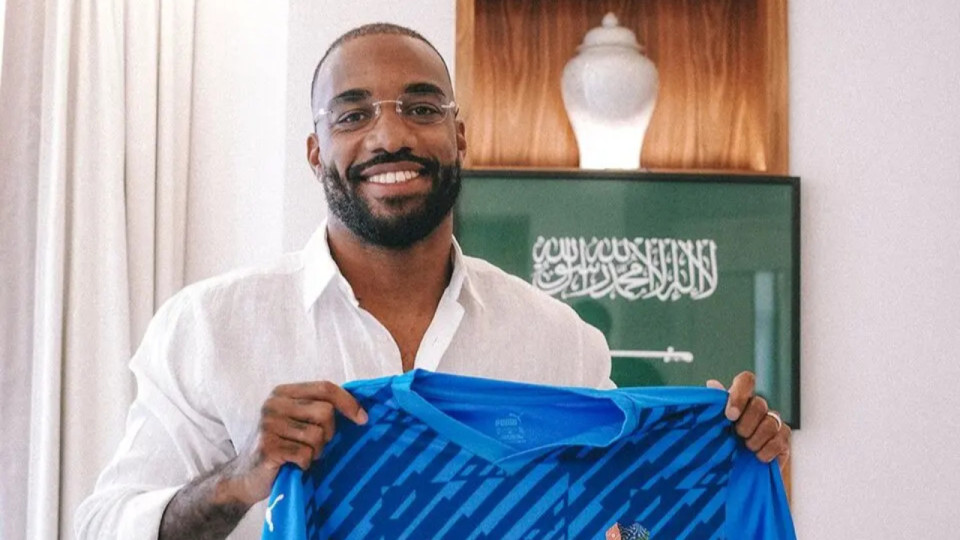 Alexandre Lacazette (ex-OL) entre déjà dans l’histoire de Neom Alexandre Lacazette (ex-OL) entre déjà dans l’histoire de Neom