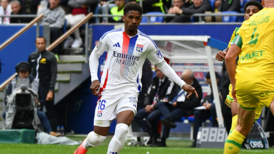 Coup dur pour l’OL, Abner éloigné des terrains plusieurs semaines