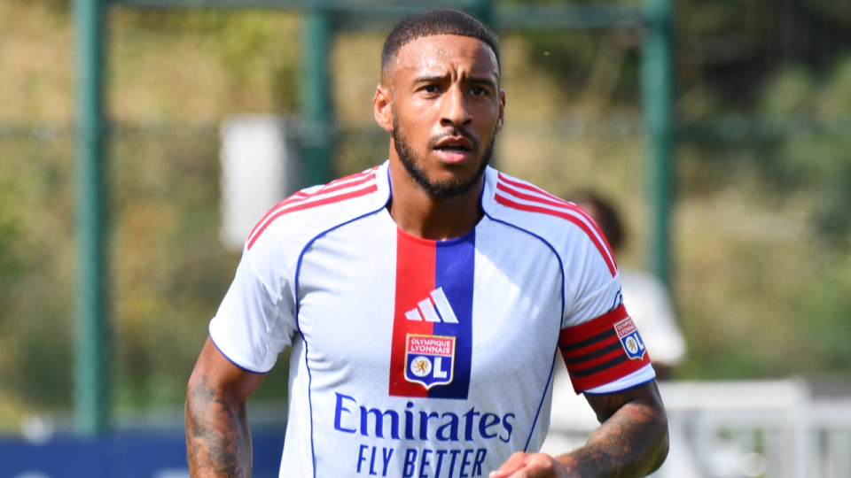 Lille–OL : Corentin Tolisso et Khalis Merah titulaires, Martín Satriano laissé de côté