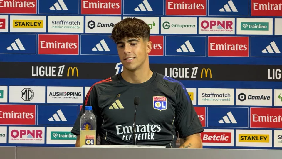 "C’est le travail qui m’a amené jusqu’à l’OL" : Afonso Moreira se plaît à Lyon "C’est le travail qui m’a amené jusqu’à l’OL" : Afonso Moreira se plaît à Lyon