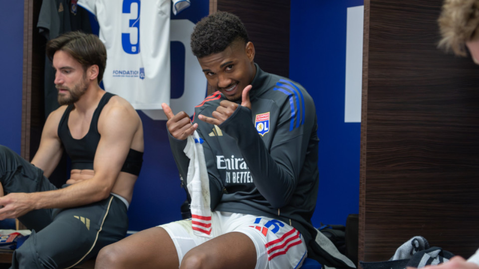 Abner expulsé lors de Paris FC-OL : la commission de discipline reporte sa décision, le Brésilien quand même suspendu Abner expulsé lors de Paris FC-OL : la commission de discipline reporte sa décision, le Brésilien quand même suspendu